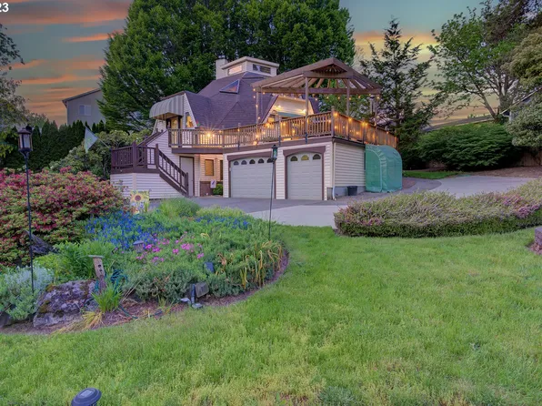 2320 NE 94th St, Vancouver, WA 98665