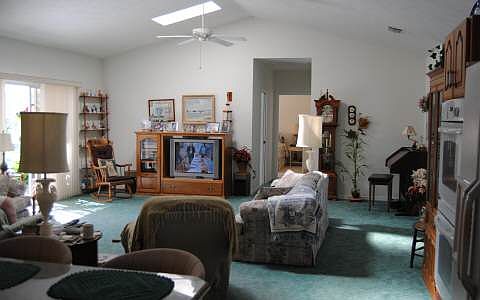 4th image of 237 S Huckleberry Lake Dr
