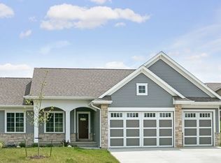 65 Mesa Ct, Iowa City, IA 52246