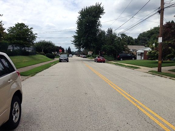 Exterior Neighborhood (street photo)