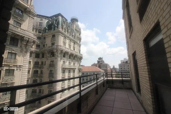 Rented by Citi Habitats | media 11