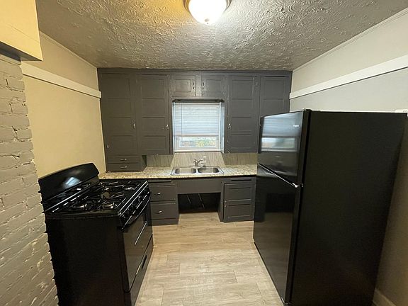 5th image of 3181 W 82nd St #1