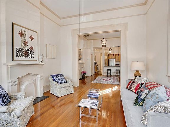 3rd image of 639-41 Congress St
