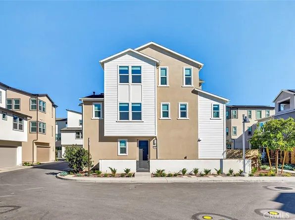 418 Lobata, Irvine, CA 92618