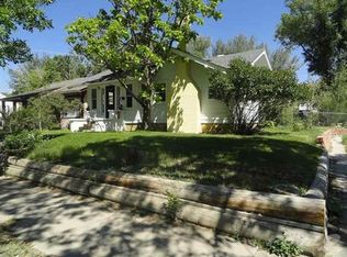 1003 W Maple St, Rawlins, WY 82301