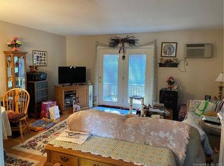 115 Stoneheights Dr, Waterford, CT 06385