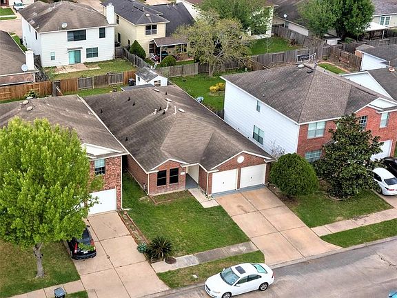 2nd image of 13510 Eldridge Villa St