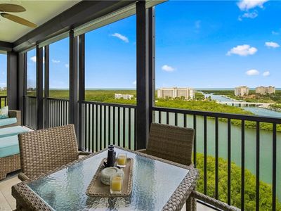420 Cove Tower DR #1202, Naples, FL, 34110