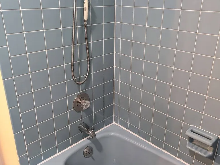 5253 Vernadale Dr — Photo 22