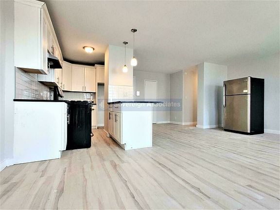 4th image of 111 Wadsworth Ave APT 27A