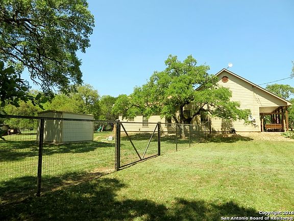 4th image of 350 Saddle Horn Cir