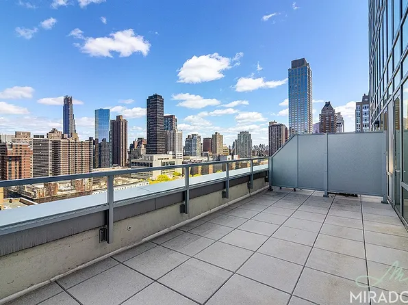 21 W End Ave, New York, NY