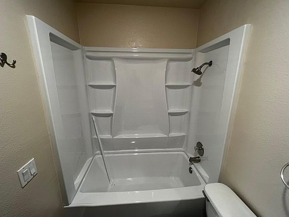 5th image of 7717 Margerum Ave Unit 223