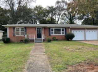 1130 Paul E Johnson Dr, Tuscumbia, AL 35674