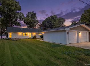 632 Dorbert Dr, Munith, MI 49259