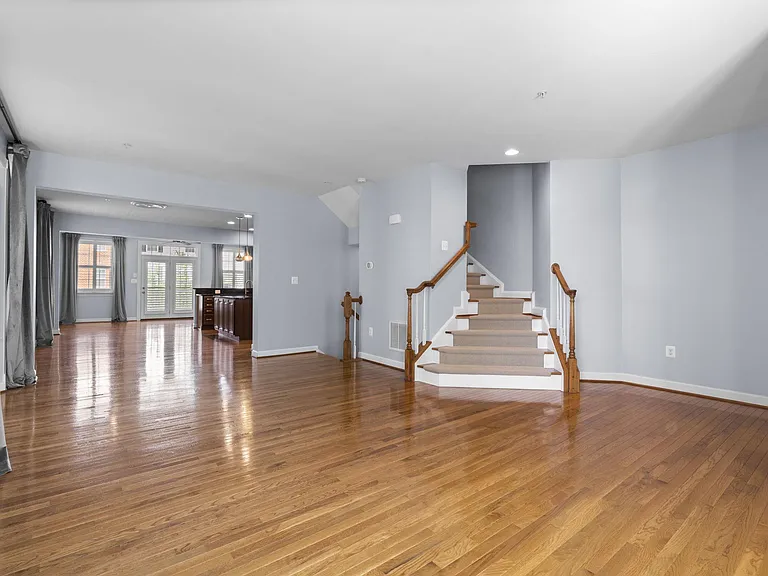 10512 Old Ellicott Cir #48 — Photo 8