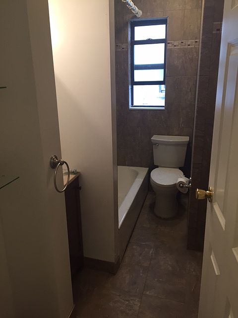 2nd image of 2320 28th Ave #2R