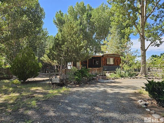 3rd image of 13 & 15 Pinto Dr