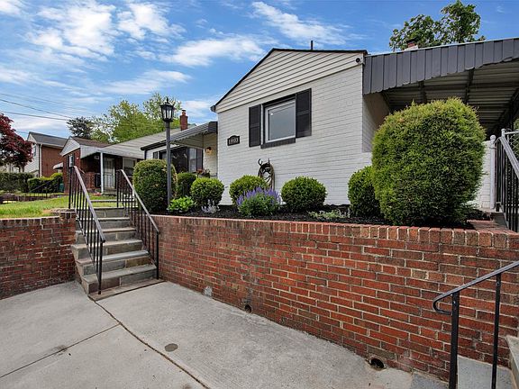 2nd image of 1903 Campbell Dr