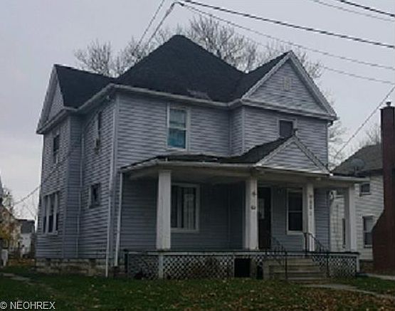 2nd image of 921 7th Ct