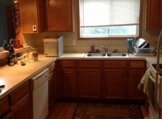 9355 Polaris Ln N, Maple Grove, MN 55369