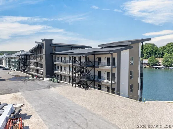 700 Pershing Dr #203, Camdenton, MO 65020