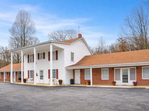671 E Court St #14