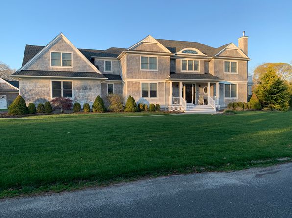 29 Basket Neck Ln