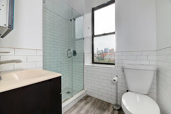 Rented by REAL New York | media 9