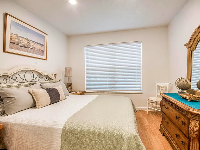 178 Pinewood Ct — Photo 13
