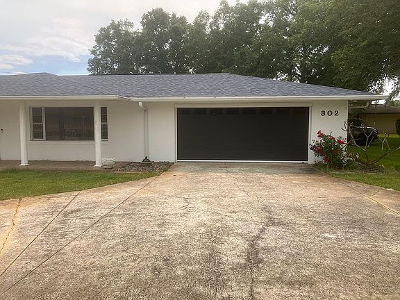2nd image of 302 Sparrow Ave