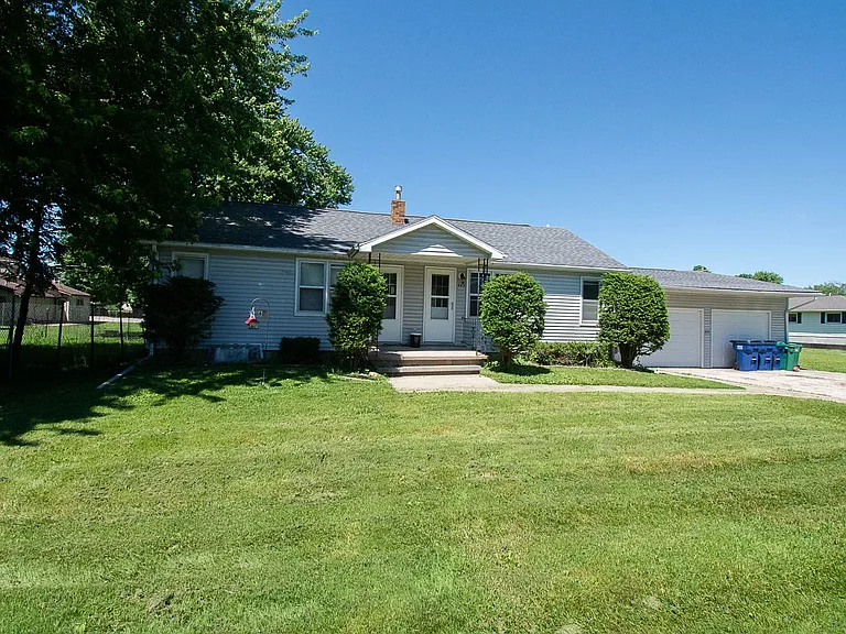 440 Church Ave — Photo 1