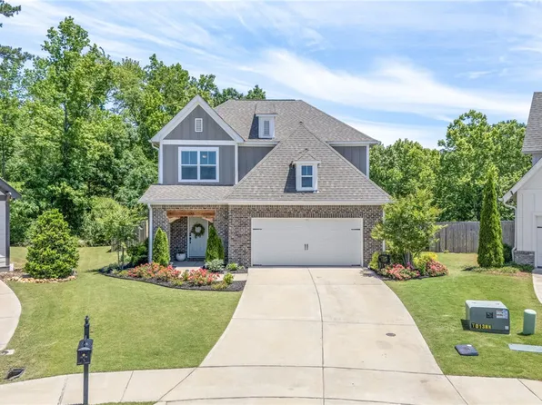 133 Northern Flicker Dr, Auburn, AL 36832