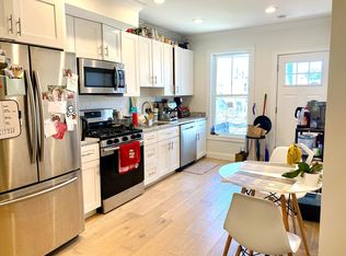 276 Paris St #3C, Boston, MA 02128