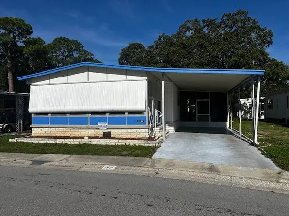 15666 49th St N #1021, Clearwater, FL 33762