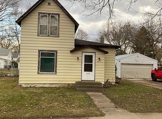 322 N Ovid St, Elsie, MI