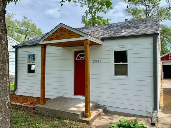 2009 E 21st St, Des Moines, IA 50317
