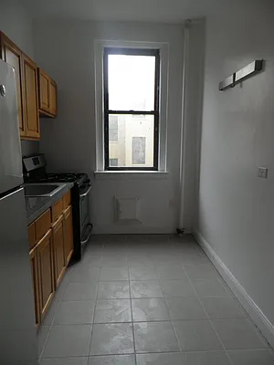 Rented by Bohemia Realty Group | media 17