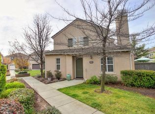 27 Villa Gardens Ct, Roseville, CA 95678