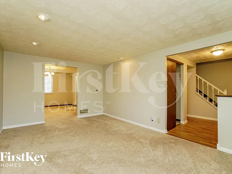 6320 Middleboro Ct — Photo 5