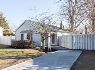 10 Garfield Ave, Farmingdale, NY 11735
