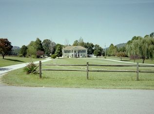 200 Savage Rd, Quebeck, TN 38579