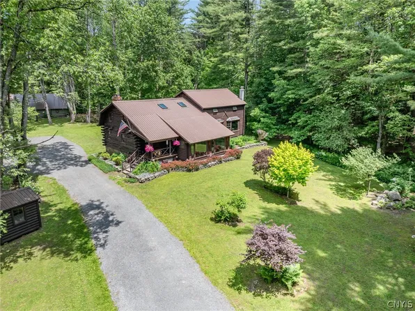 8520 Trenton Falls Prospect Rd, Remsen, NY 13438