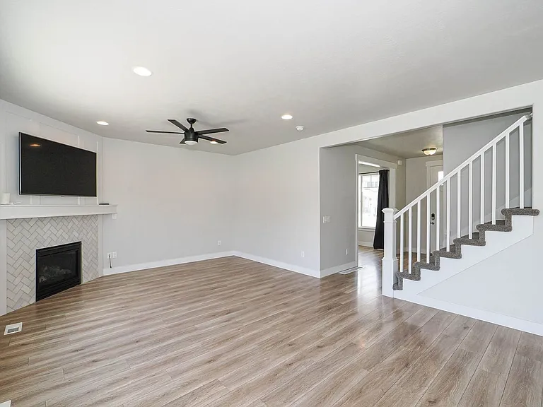 69 S Serrata Ln — Photo 25