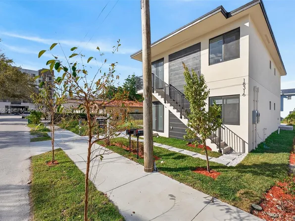 18316 SW 102nd Pl, Miami, FL 33157