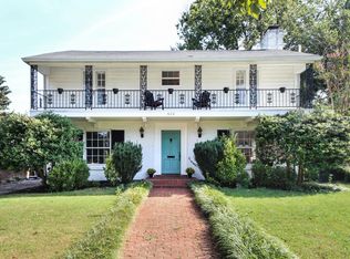 515 Iola Rd, Saint Matthews, KY 40207