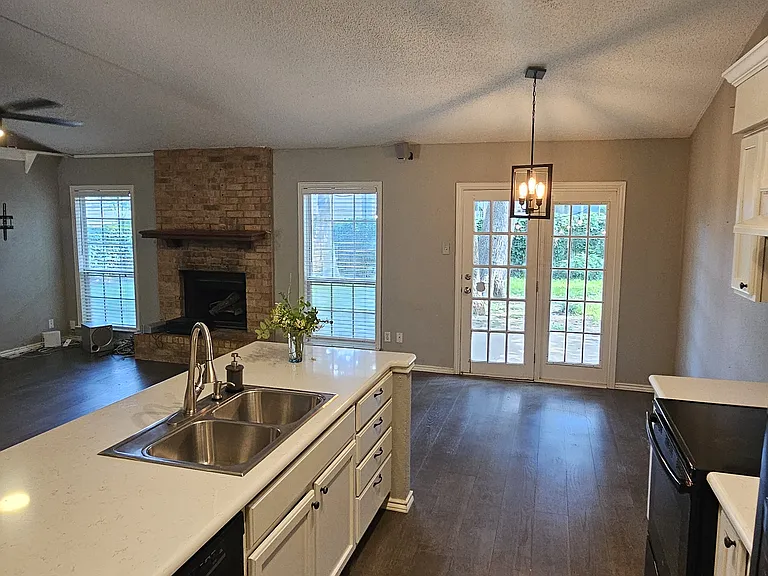416 Thorn Wood Dr — Photo 20