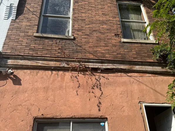 912 S 51st St, Philadelphia, PA 19143