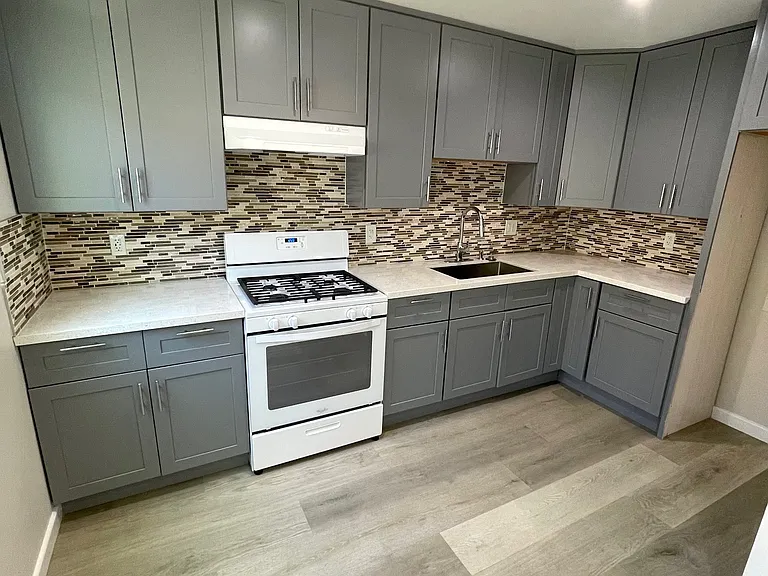 024-1007 E Ocean Blvd #24 — Photo 1