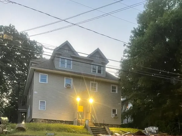 387 Willow St, 387 Willow St #1S, Waterbury, CT 06710